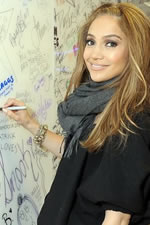 Celebrity exercises: Jennifer Lopez