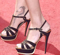 Celebrity beauty tips: Adriana Lima tattoo