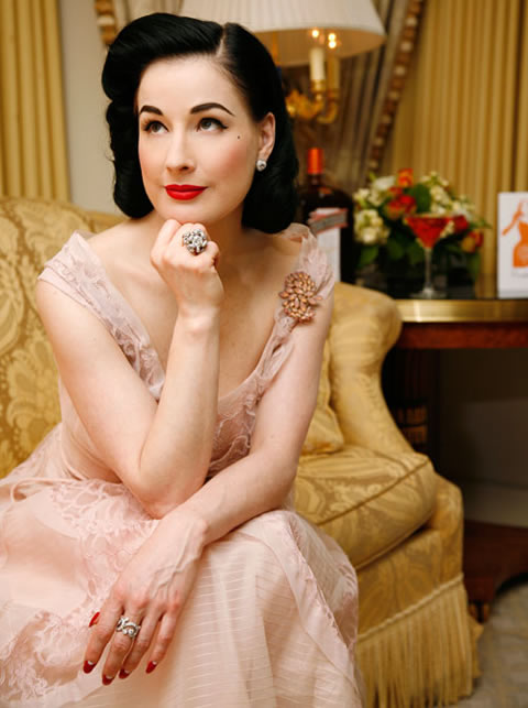 Celebrity style: Dita Von Teese's Cabaret Style