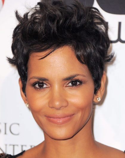 Ungeschminkt halle berry Yahoo is