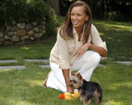 Celebrity beauty tips: Vanessa Williams dog Enzo